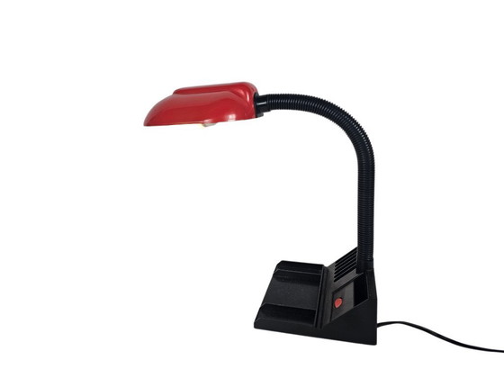 Image 1 of Brilliant AG - Organizer/Schreibtischlampe - rot - Kunststoff - 3. Viertel 20.