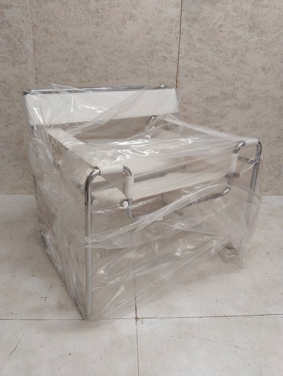 KNOLL Studio Poltrona WASSILY B3 NUOVA, in Cuoio Bianco – Poltrone, Leather (photo 13 of 83)
