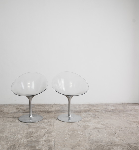 Image 1 of Philippe Starck Kartell Eros paar fauteuils, jaren 70, design in de stijl van het ruimtetijdperk.