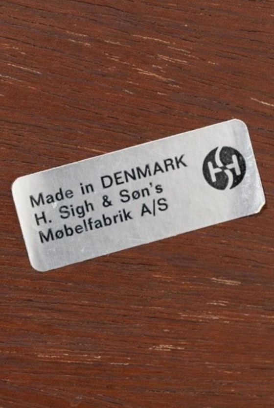 Image 1 of Scrivania danese indipendente vintage in palissandro, Willy Sigh '60