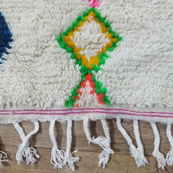 Image 1 of Marokkanischer Berber-Azilal-Teppich – 236 x 146 cm – Naturwolle – Farbenfrohes geometrisches Muster