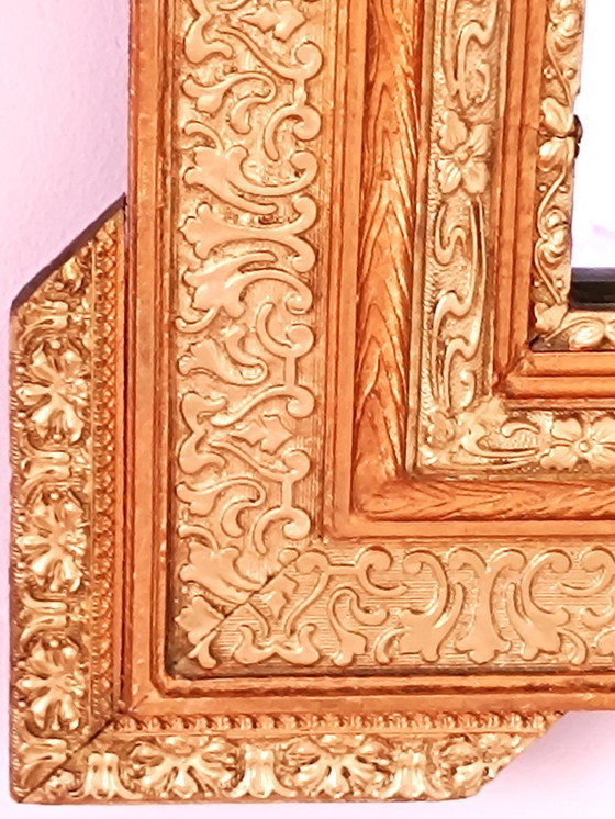 Image 1 of Specchio Napoleone III con ricca decorazione dorata
