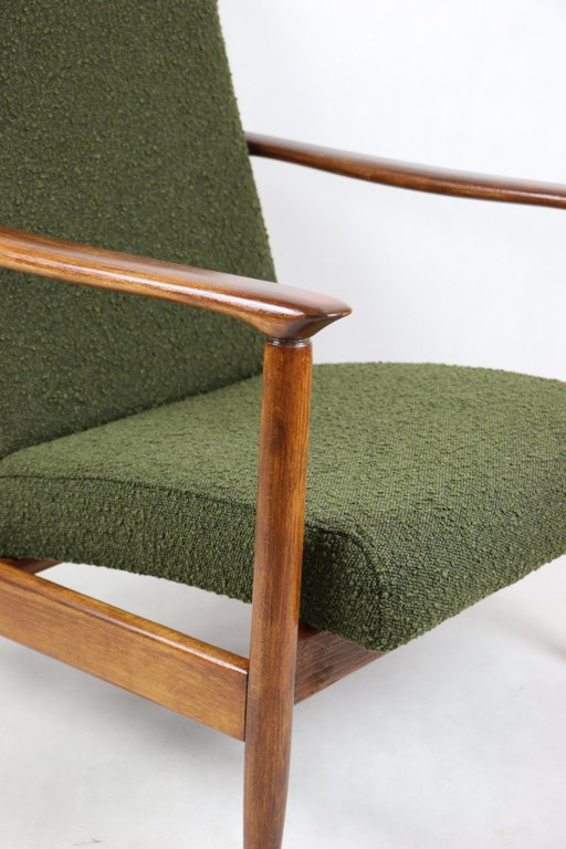 Fauteuil GFM-142, design d'Edmund Homa des années 70, en bouclé vert olive - 2 pièces