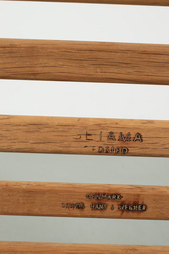 Image 1 of Hans Wegner GE 290 fauteuil met voetenbank