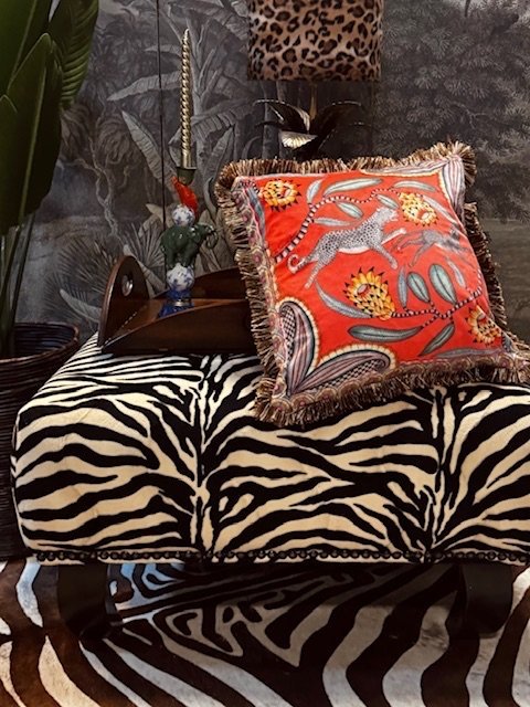 Image 1 of Zebra Dusche Ottomane Fußhocker Pouf Pouf Couchtisch