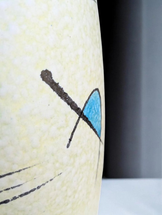 Image 1 of Vintage Bay Vase, Mid-Century West Germany Keramik in Weiß mit bunter Dekoration, Raue Strukturglasur 60er Jahre, Modell 66-40