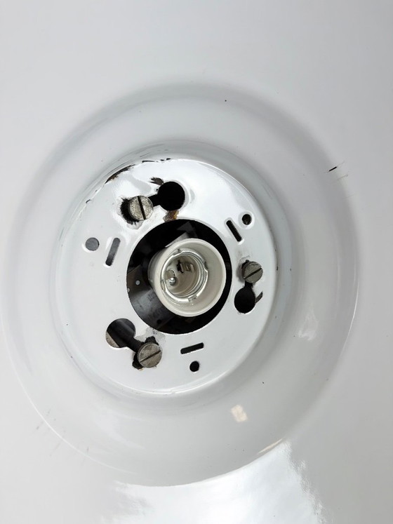 Image 1 of Grote industriële hanglamp van zwart emaille van Philips, jaren 60.