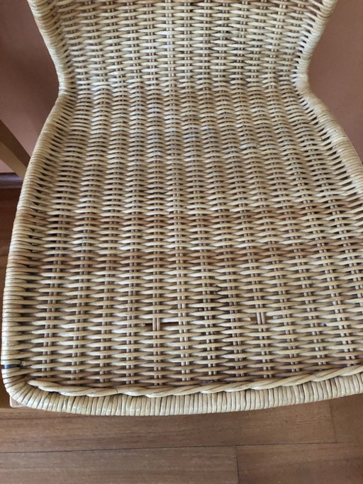 4 sillas de comedor Ligne Roset, modelo "Libra" de Christian Werner.