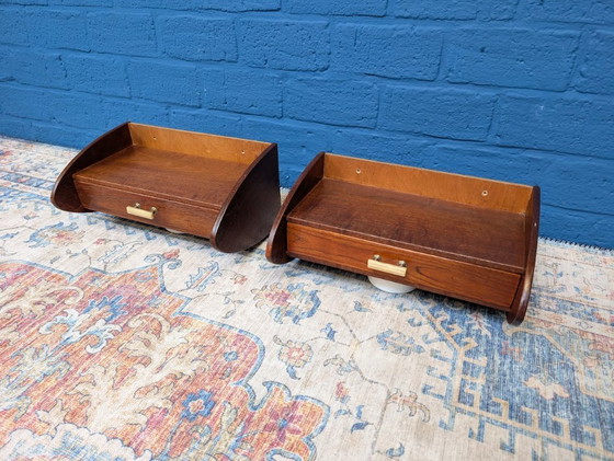 Image 1 of 2 comodini vintage sospesi, danesi, anni '60