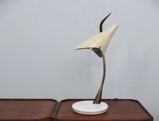 Image 1 of Oscar Torlasco voor Lumen zeldzame Italiaanse tafellamp uit 1950 in messing en marmer