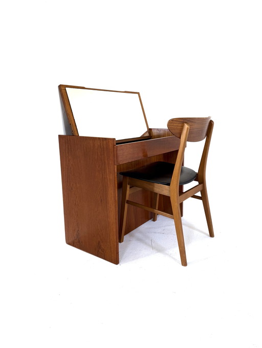 Tocador/mesa de maquillaje vintage de teca danesa, década de 1960