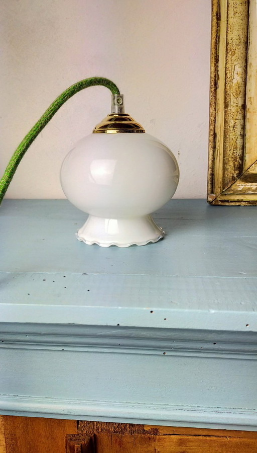Lampe à poser opaline blanche