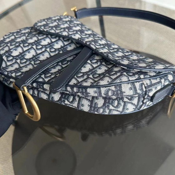 Image 1 of DIOR SADDLE MEDIUM - SCHUIN CANVAS MET GOUDEN BESLAG