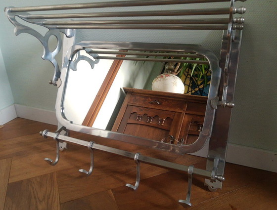 Image 1 of Retro-Garderobe aus Metall im Jugendstil und Art-Deco-Stil mit Spiegel
