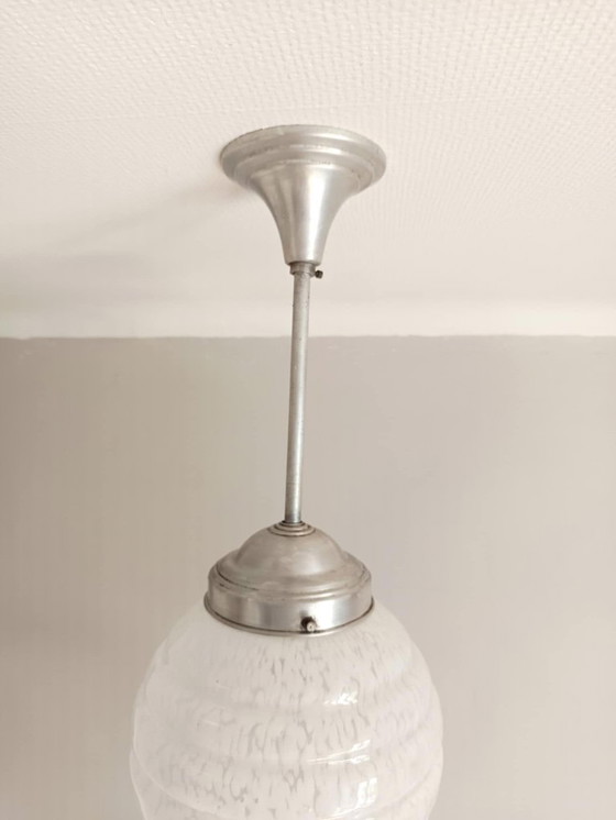 Image 1 of Art deco glazen bol hanger uit Clichy