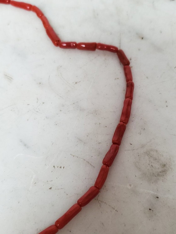 Image 1 of Sieraden - Bloedrode koraalketting. (ref 4045)