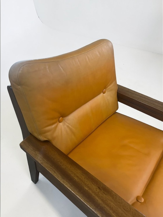 Image 1 of Mid Century Leder Sessel 1970er | Dänischer Vintage Lounge Chair aus Holz & orange Leder | Scandinavian Modern Armchair