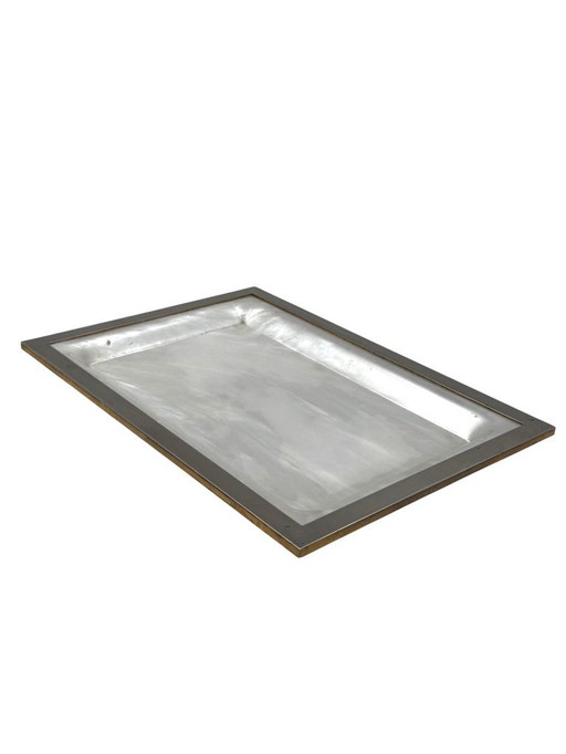 Hollywood Regency dienblad van messing en lucite met imitatieparelmoer, Italië, jaren 70.