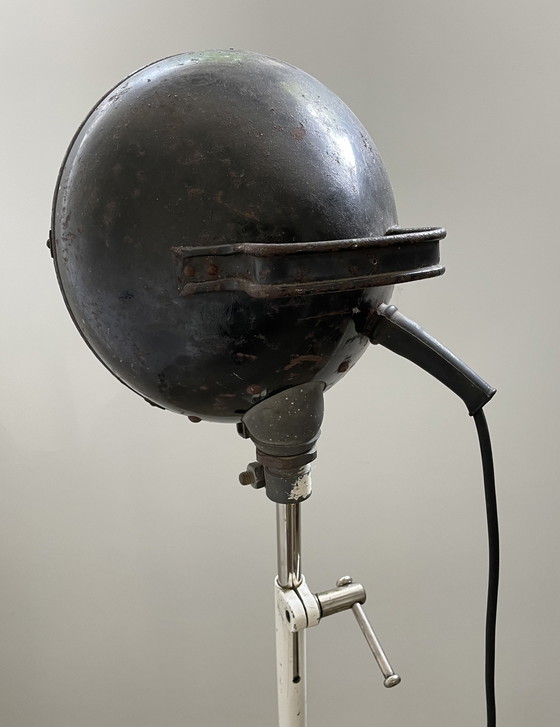 Image 1 of MetalMed vintage schijnwerper lamp