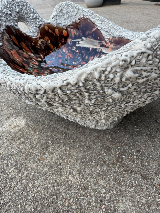 Image 1 of Grande ciotola in ceramica lavica di Vallauris, anni '60