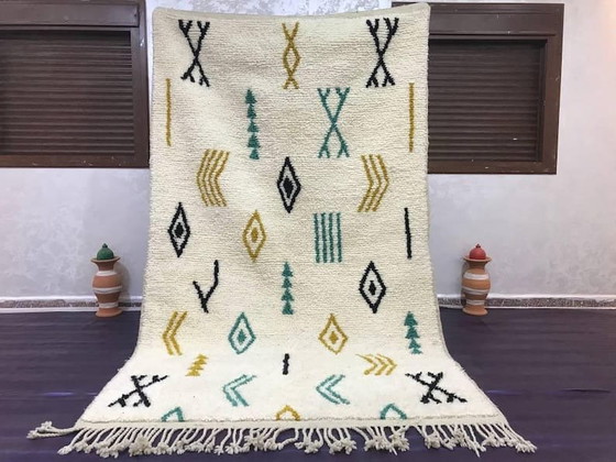 Custom-made, traditional, handcrafted Azilal Berber rug, 1.6 x 2.6 m – Aime Té, Rugs & carpets, Wool (photo 4 of 8)