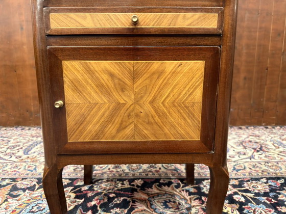 Set of Classic English Nightstands with Books and Marquetry, Leather, Wood, Brown (photo 8 of 14)