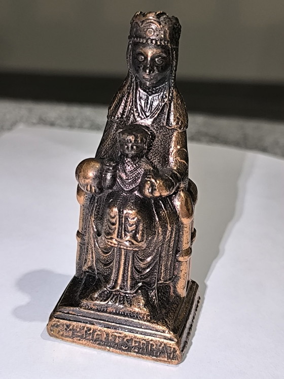 Vierge Noire de Montserrat, Sculptures, Métal (photo 9 sur 10)