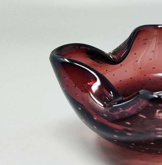 Image 1 of Magnifique cendrier ou vide-poches des années 1960, signé Flavio Poli pour Seguso. Fabriqué en Italie.