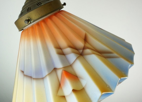 Image 1 of Art déco glazen hanglamp met airbrush spritzdekor, geplooide vorm, avant-gardistisch design uit de jaren 1920-1930.
