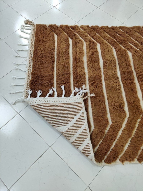 Image 1 of Alfombra bereber tradicional de lana marrón, hecha a medida, 150/250 cm.