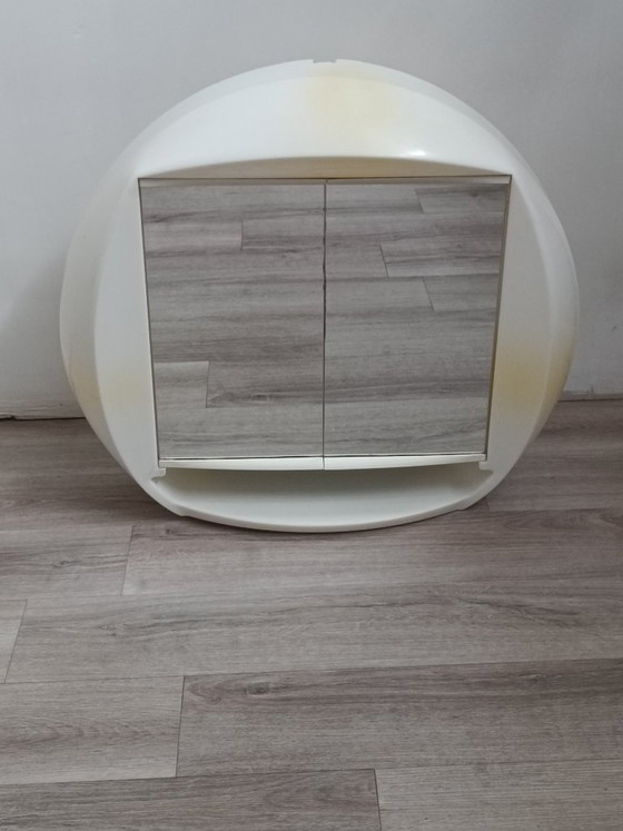 Image 1 of Massive Lamp + Allibert Wall Cabinet