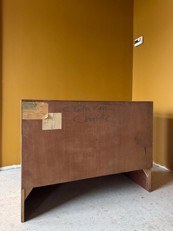 Image 1 of Buffet style années 60 – placage noyer