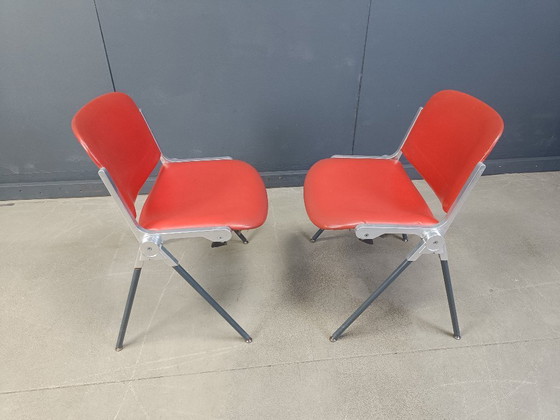 Image 1 of Vintage Italiaanse stapelbare eetkamerstoelen, 1970