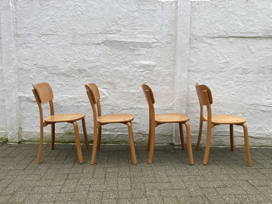 Image 1 of 4 chaises suédoises en bois de style Alvar Aalto