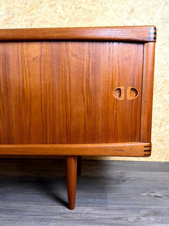 Image 1 of Teakhouten dressoir/credenza uit de jaren 60/70 van H.W. Klein Bramin, Deens modern design.