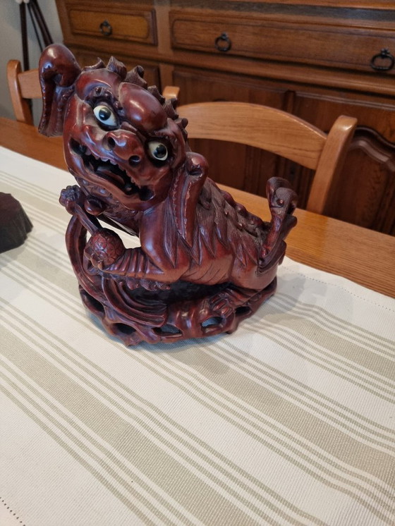 Image 1 of 3 Japanse Rozenhout Beelden Krijgers Met Honddraak