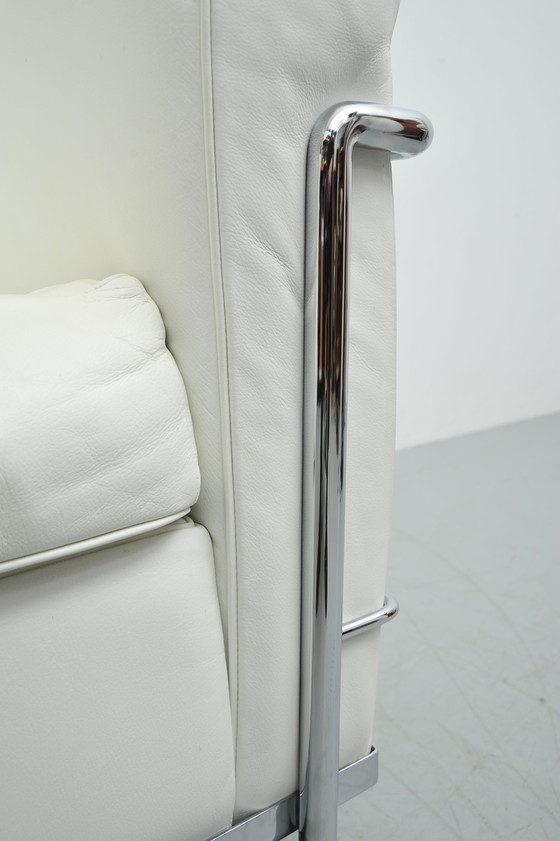 Image 1 of Poltrona Cassina Le Corbusier LC2 in pelle bianca