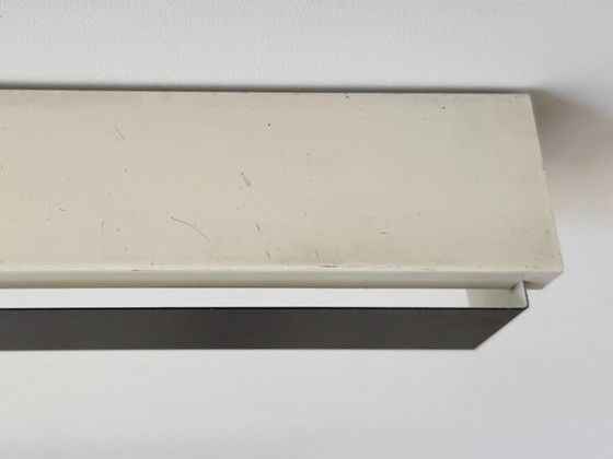 Image 1 of Coppia di applique da parete vintage, in metallo verniciato nero e bianco opaco, Svezia, anni '70.