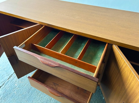 Image 1 of Credenza in laminato stile Mid-Century degli anni '60 di Europa Furniture