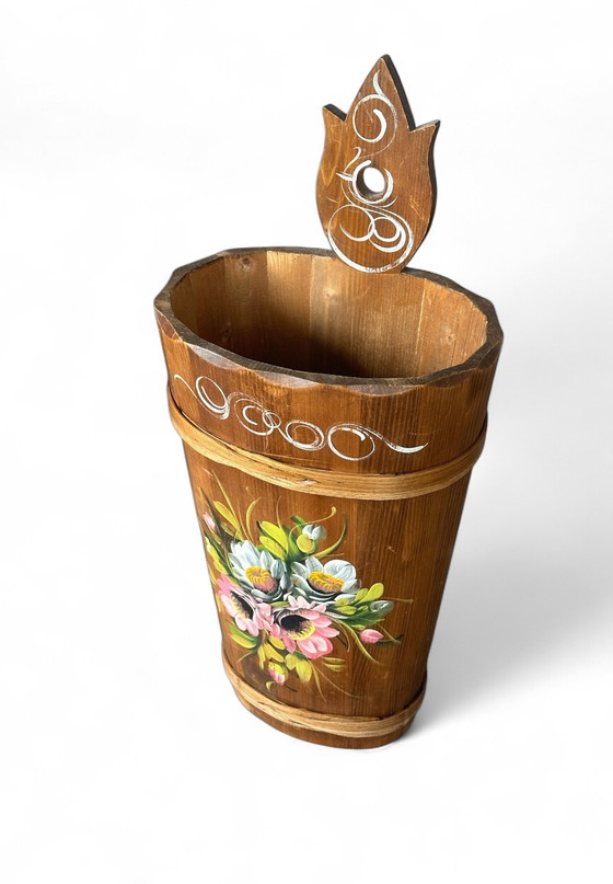 Image 1 of paraplubak vintage jaren 50 hout Beierse Alpen halmeubel entree handwerk vintage hand geschilderd fifties