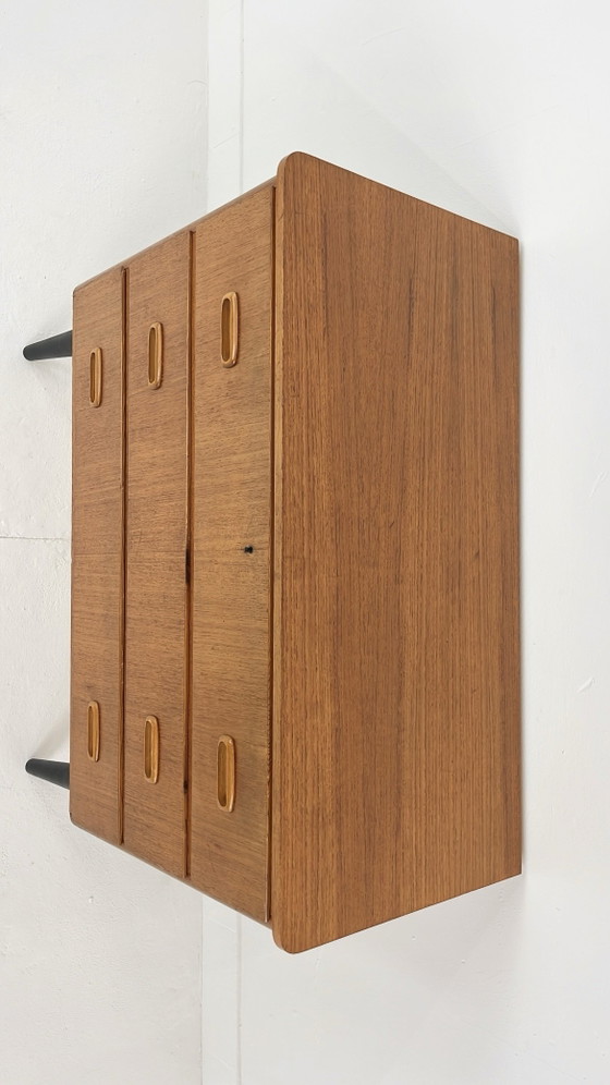 Cassettiera svedese vintage in impiallacciatura di teak Flarke, Cassettiere, Legno, Nero (foto 4 di 10)