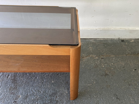 Image 1 of Mid century modern massief teakhouten salontafel uit 1960 door Myer