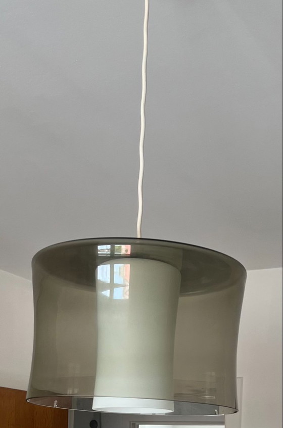 Image 1 of Lampe suspendue en verre et opaline, Vintage
