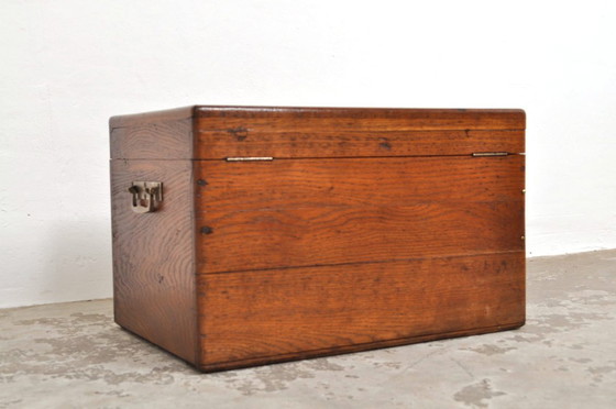 Image 1 of Cómoda antigua de roble con cajones, década de 1900