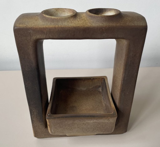 Loré Beesel seltener brutalistischer Pflanzkübel B117 von Matt Camps