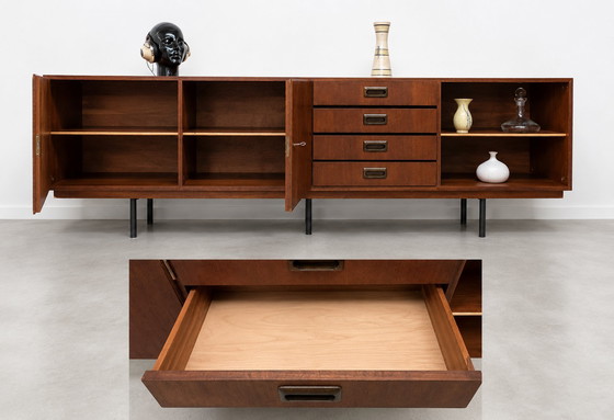 Image 1 of Scandinavisch dressoir van teakhout, jaren 60