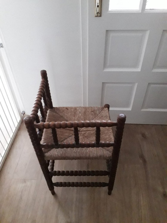 Image 1 of Antica sedia angolare in vimini