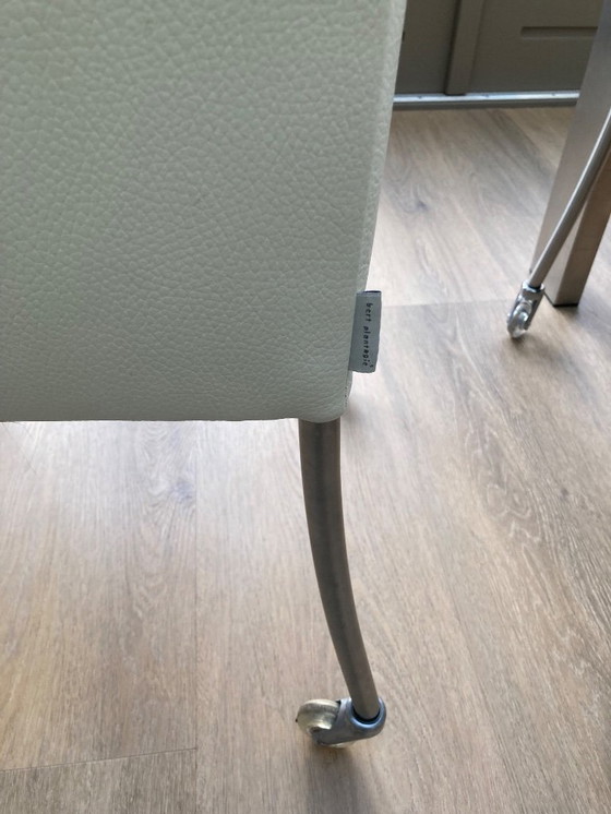 Image 1 of Bert plantagie eettafel en 6 leren stoelen