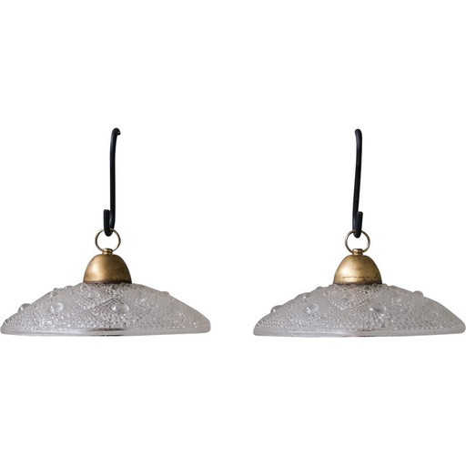 Coppia di lampade a sospensione vintage in ottone e vetro, Francia 1960