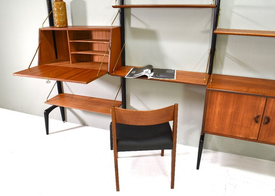Louis Van Teeffelen Wandregal aus Teak und Messing für WEBE, Niederlande – um 1950 – Wandschrank, Wood (photo 4 of 10)